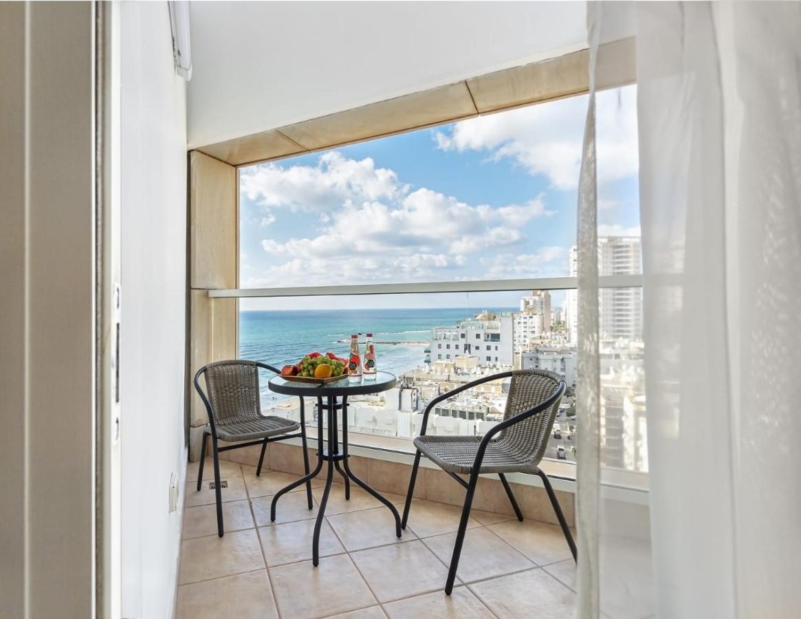 Go To Apartments In Leonardo Bat Yam Kamer foto