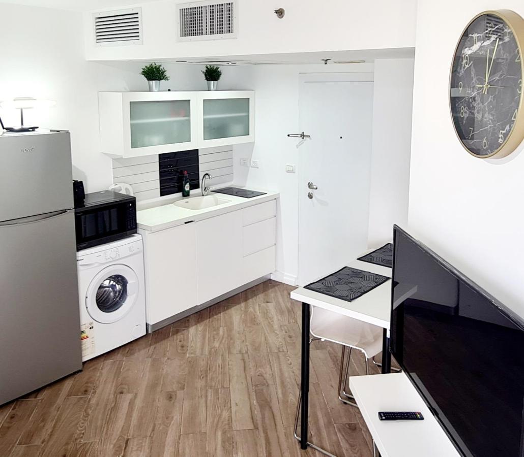 Go To Apartments In Leonardo Bat Yam Buitenkant foto