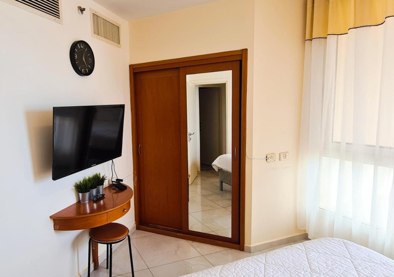 Go To Apartments In Leonardo Bat Yam Buitenkant foto