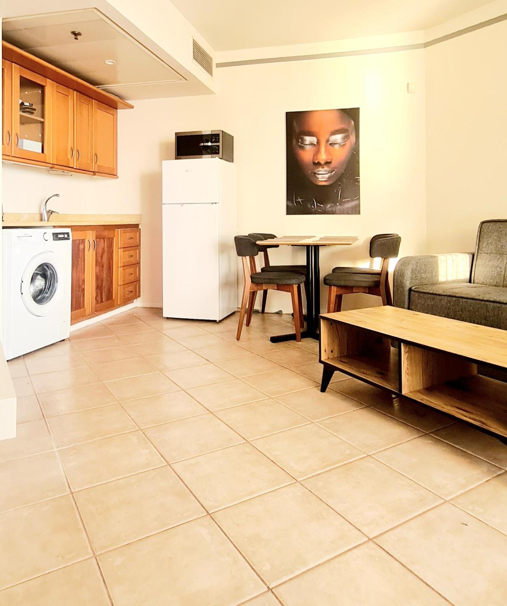 Go To Apartments In Leonardo Bat Yam Buitenkant foto