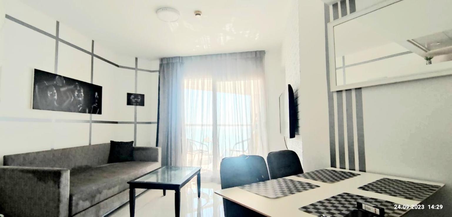 Go To Apartments In Leonardo Bat Yam Buitenkant foto
