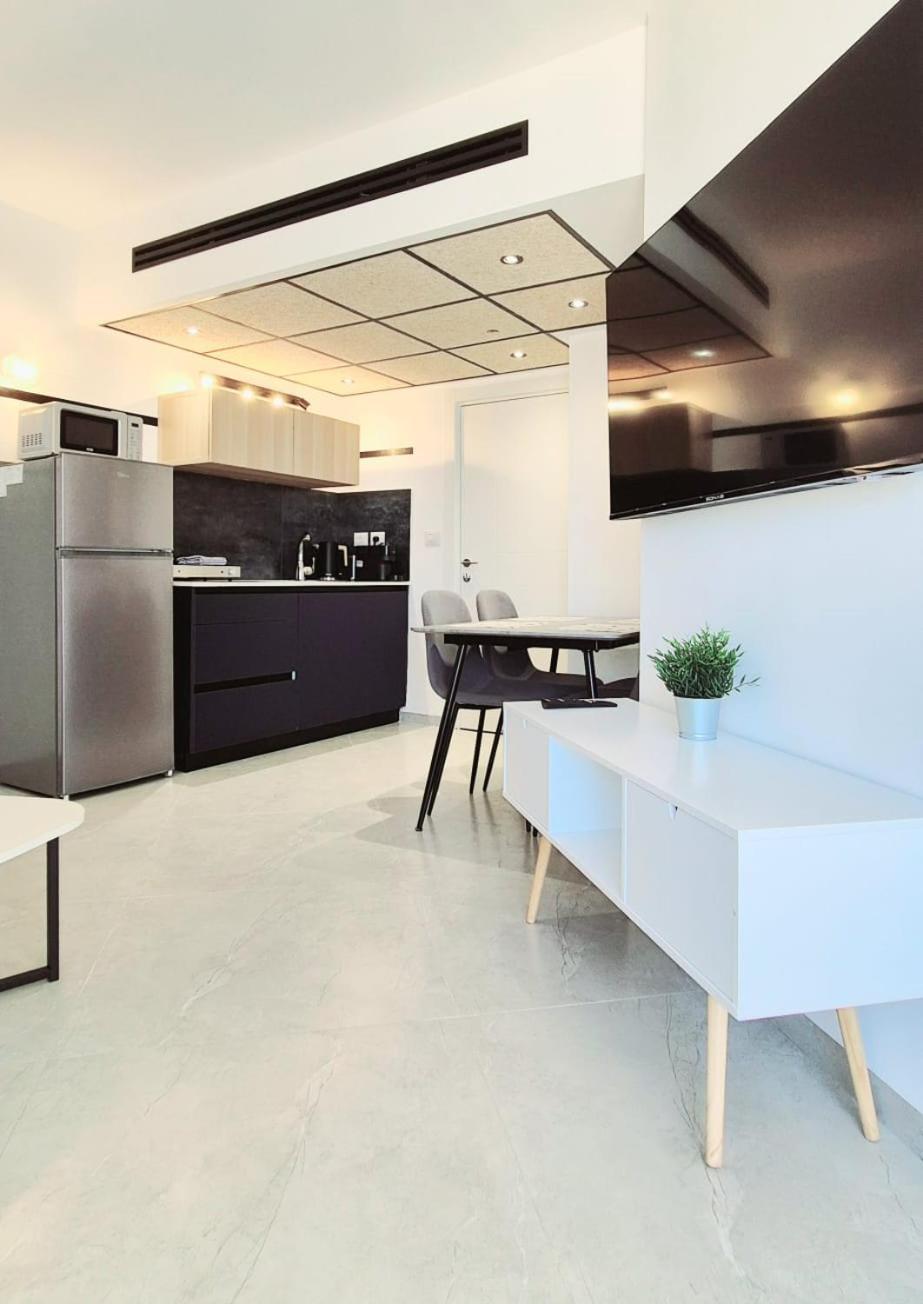 Go To Apartments In Leonardo Bat Yam Kamer foto