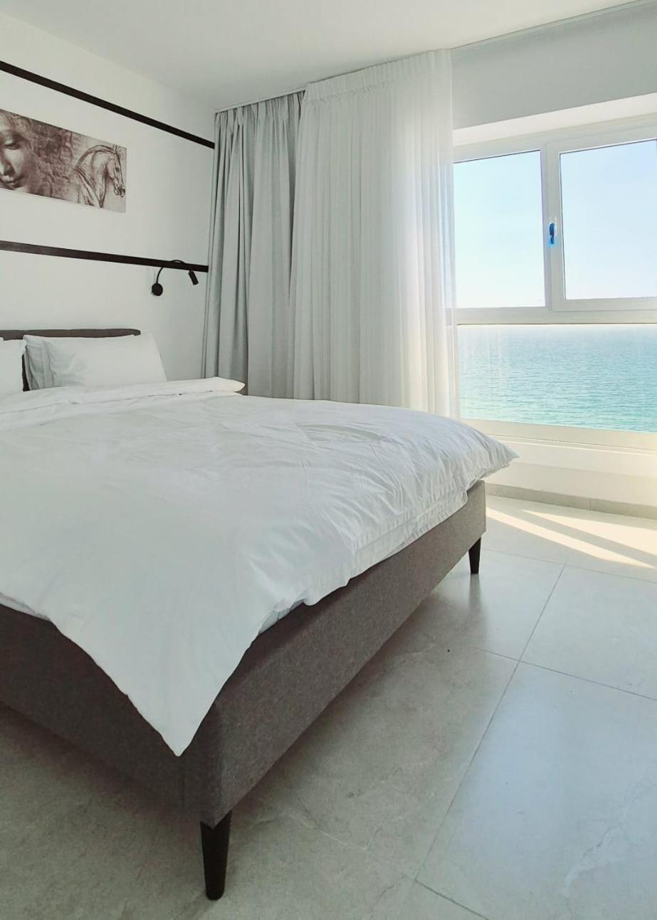 Go To Apartments In Leonardo Bat Yam Kamer foto